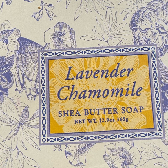 Lavender Chamomile Shea Butter Soap Set & Dusting Powder - Picture 11 of 16